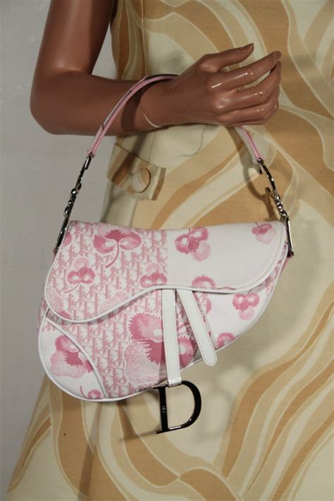 christian dior oblique girly saddle bag - pink|Christian Dior oblique saddle bag.